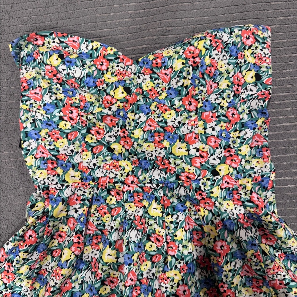Minkpink Strapless Smocked Mini Dress-SMALL - Picture 3 of 6